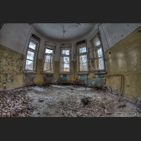 IMG_3668_7_6_5_4_tonemapped.jpg